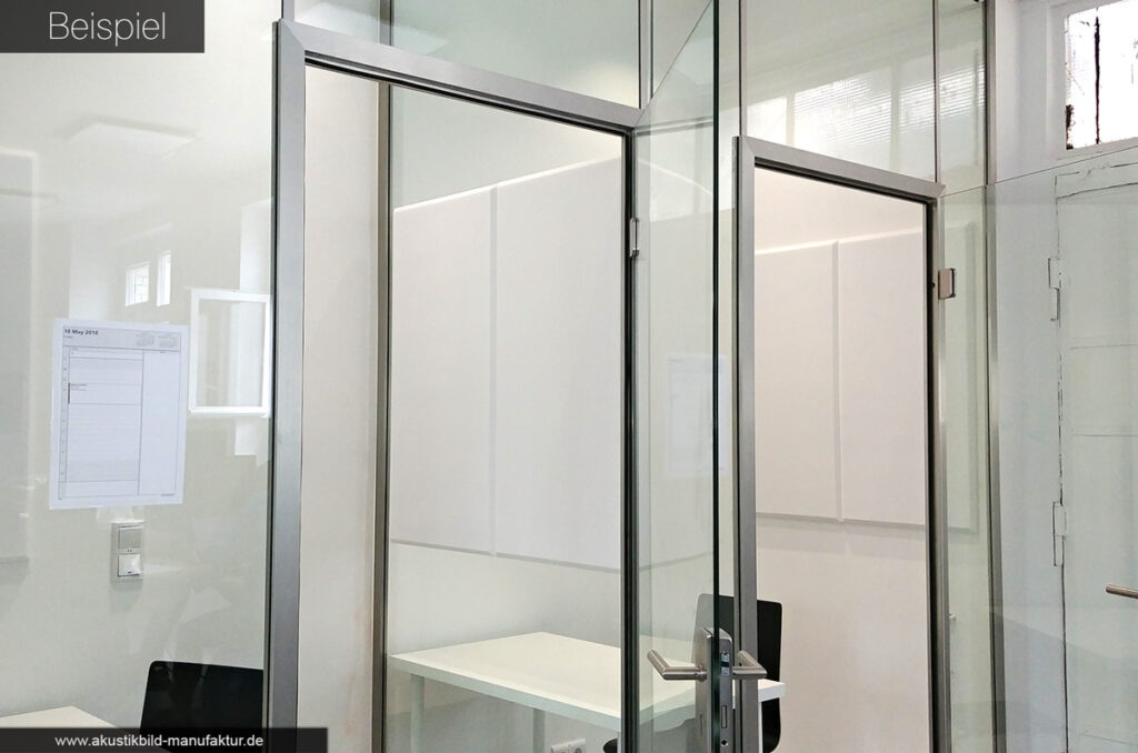 Basotect Platten im Format 100x50 cm direkt auf Glas verklebt