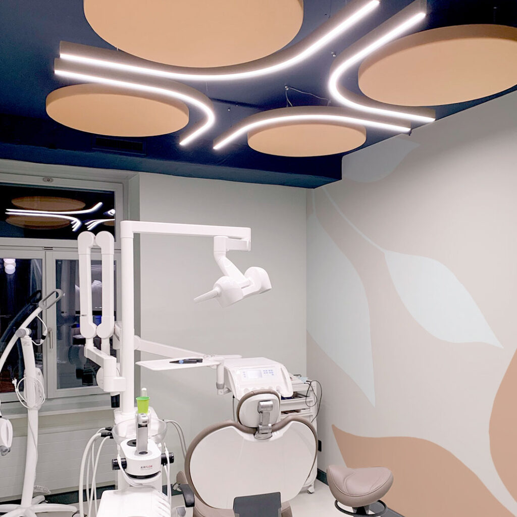Wie gestaltet man die Wände einer Arztpraxis am besten?