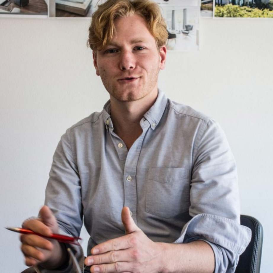 Lars Schrage von Waldwärme Kaminland