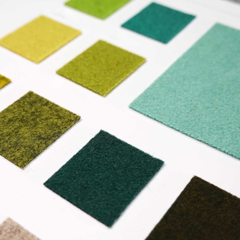 akustikelement-mit-schurwoll-filz-detail-farben