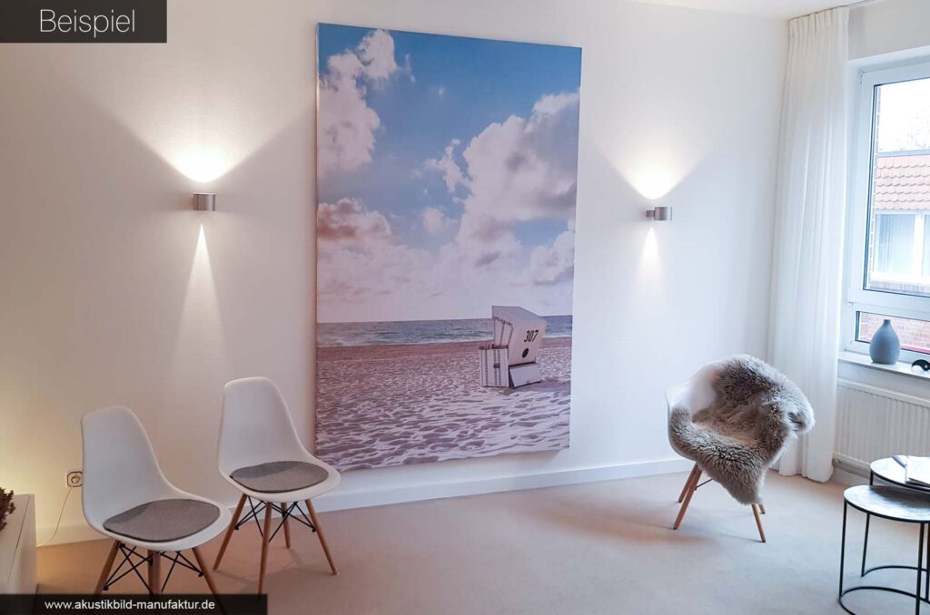 Schallabsorberbild an der Wand im Warteraum