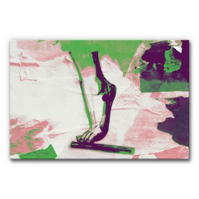 Akustikbild Balance zeigt einen auf den Zehenspitzen balancierenden Fuß, dargestellt in einer farbintensiven Mixmedia-Collage im Pop-Art-Stil.