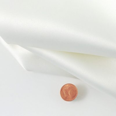 akustikbild-manufaktur-einfarbiges-akustikbild-schallabsorber-seide-glanz