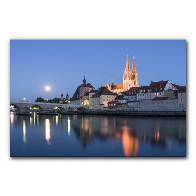 Akustikbild Regensburg mit Mond